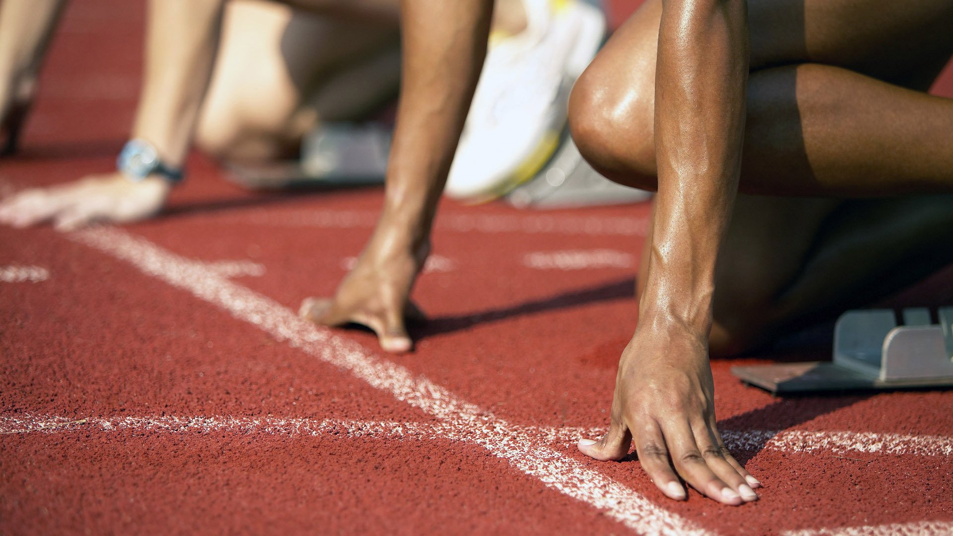 “高楼林立城市峡谷风跑” 记录风速对配速影响